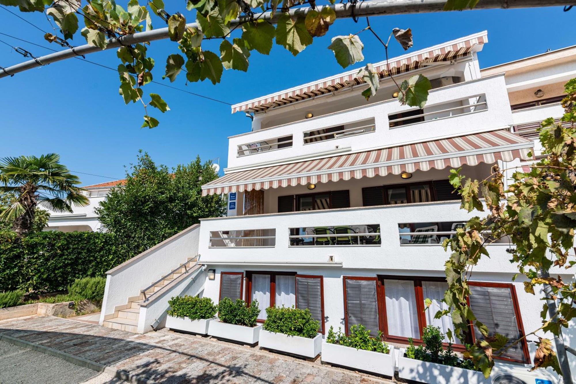 Ksenija, Malinska, Vantacici, Island Krk Apartament Vantacici
